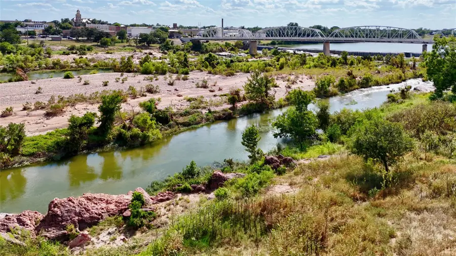 2 Walden Way, Llano, TX 78643 - Image #3