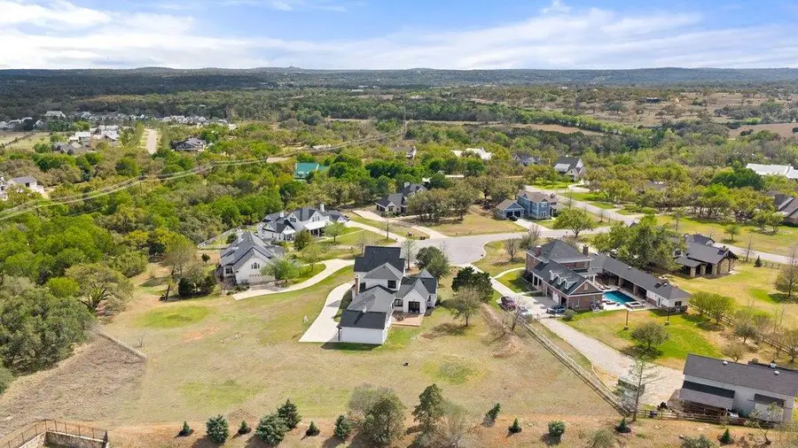 167 Vincas Shadow Ct, Driftwood, TX 78619 - #2