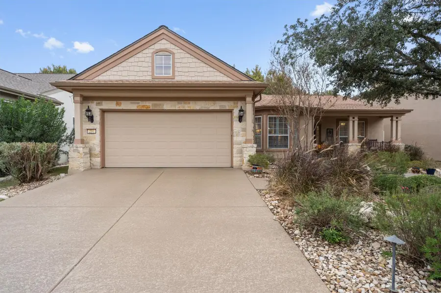 204 Goose Island Dr, Georgetown, TX 78633 - Image #2