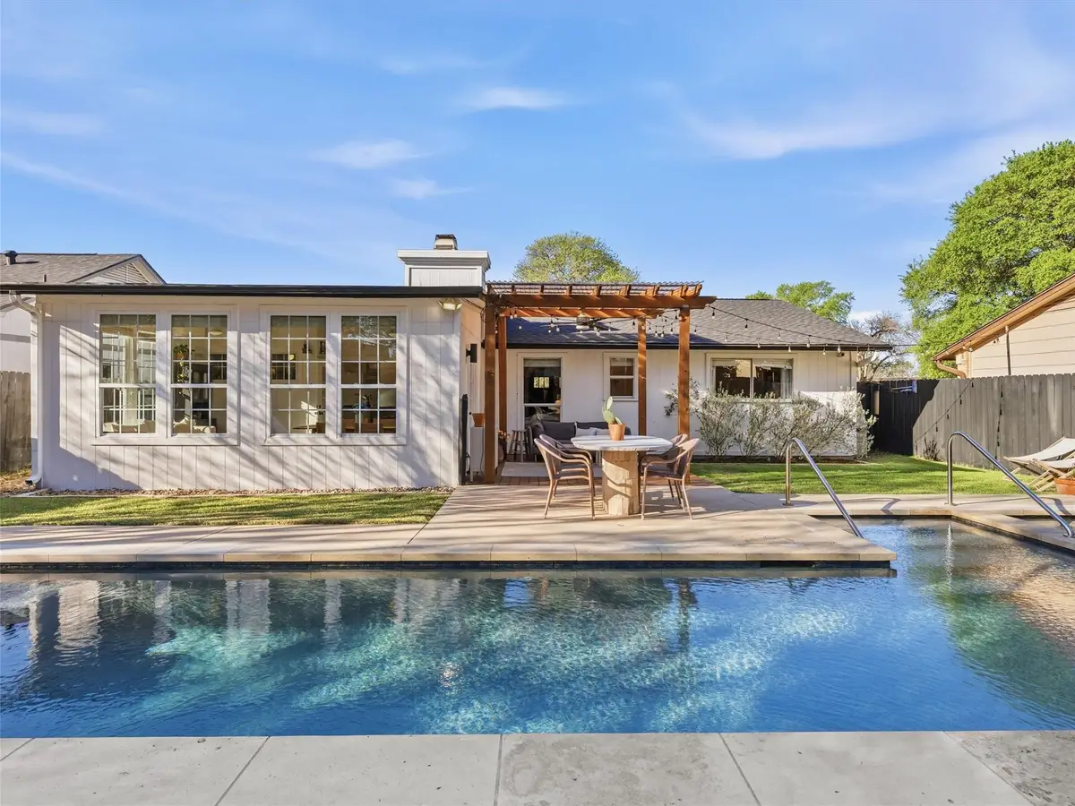 1902 Metairie Cir, Austin, TX 78727 - #1