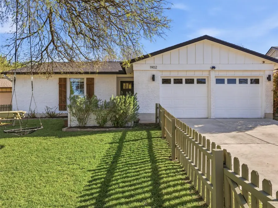 1902 Metairie Cir, Austin, TX 78727 - #3