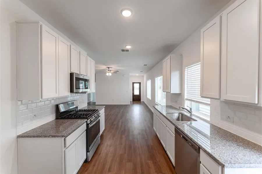 380 Kenai Dr, Kyle, TX 78640 - #3