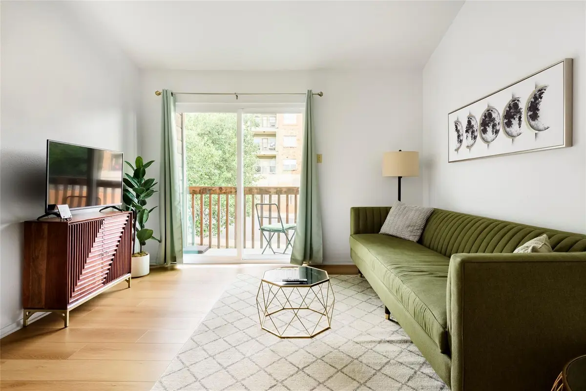 6903 Deatonhill Dr #39, Austin, TX 78745 - Image #1