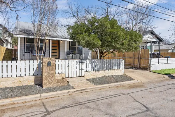 2306 Santa Maria St, Austin, TX 78702
