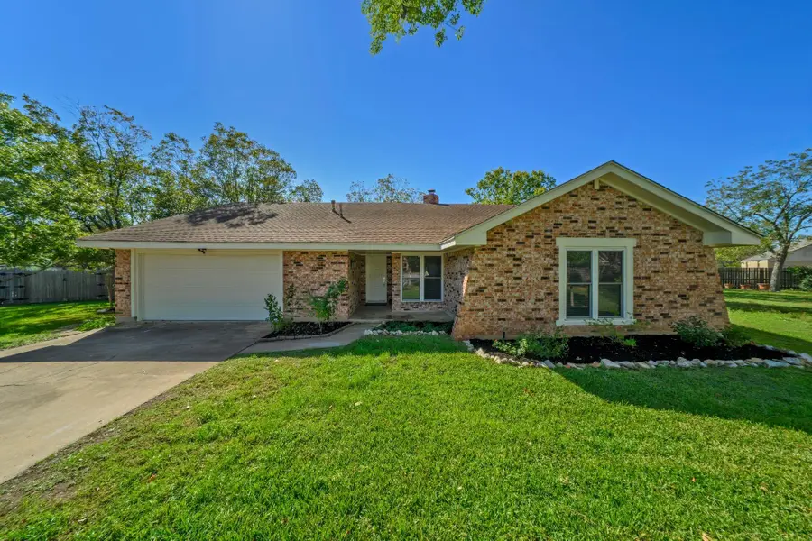 4805 Midoak Cir, Austin, TX 78749 - Image #2