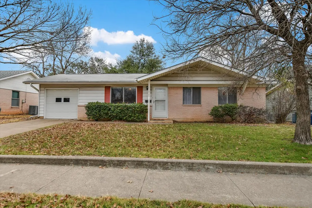 8003 Rockwood Ln, Austin, TX 78757 - #1