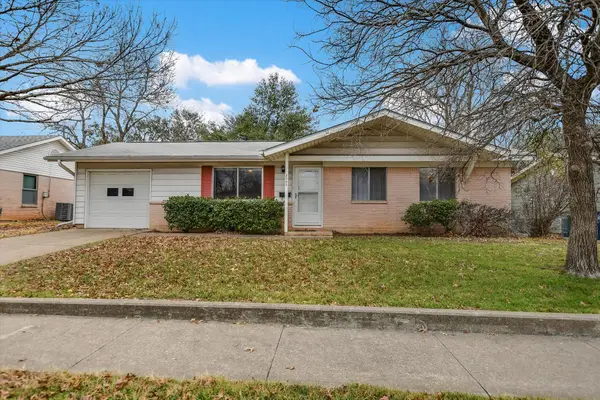 8003 Rockwood Ln, Austin, TX 78757