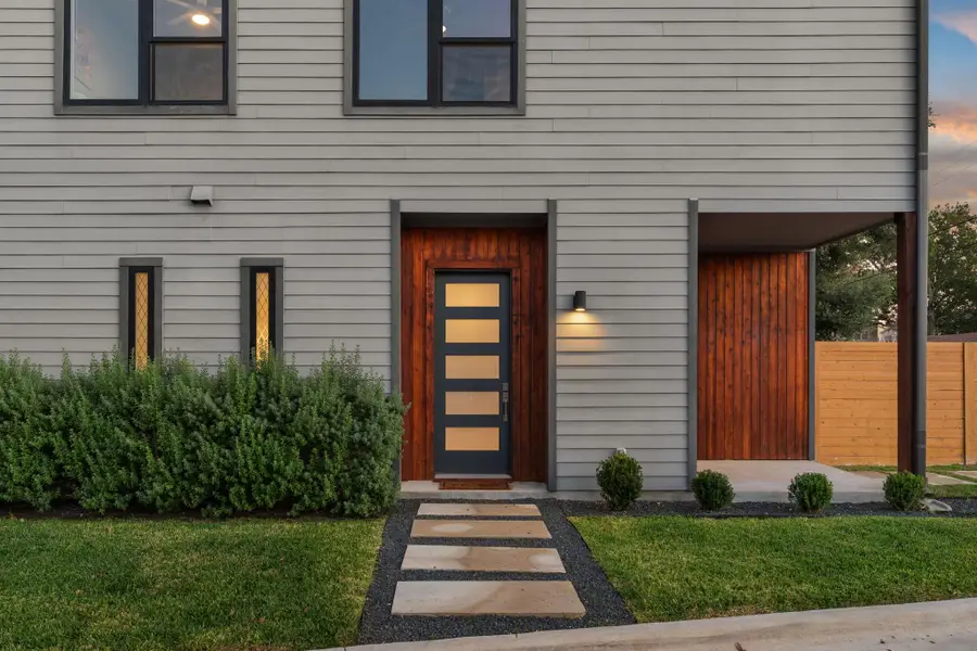 1116 Stobaugh St #A, Austin, TX 78757 - Image #3