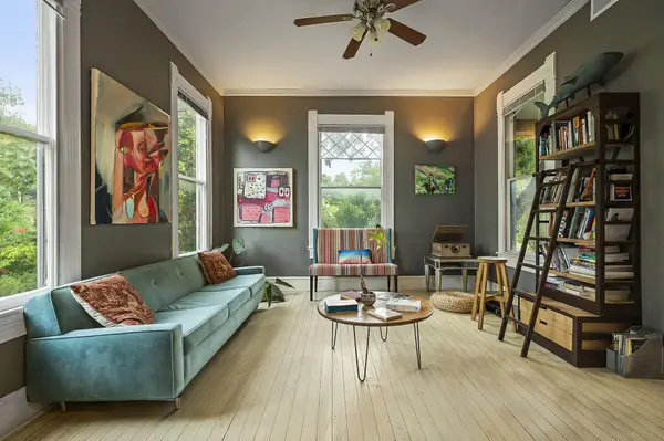 1007 E 8th St, Austin, TX 78702