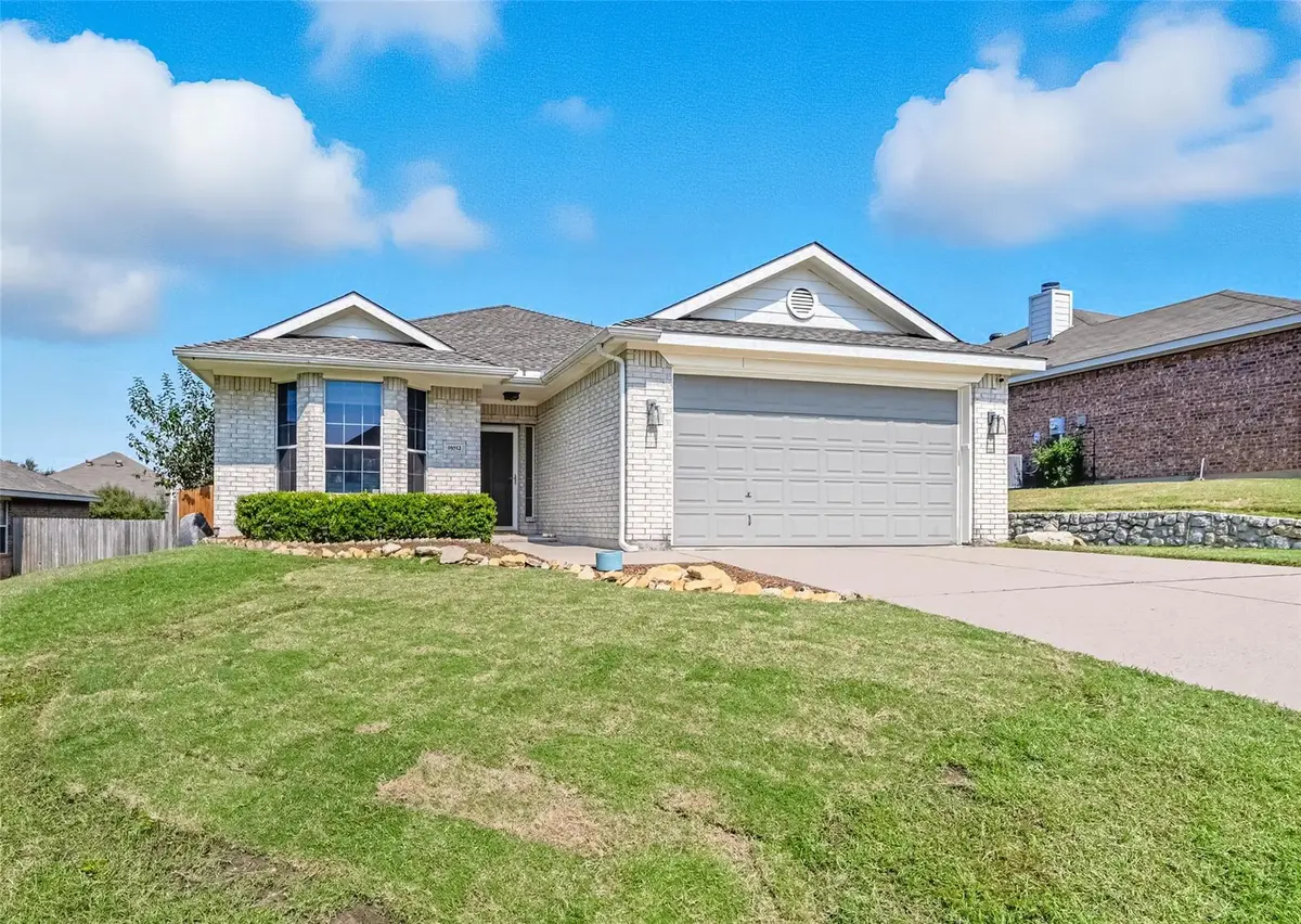 10312 Nelson Dr, Benbrook, TX 76126 - Image #1