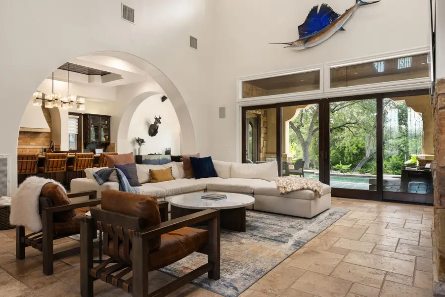 7220 Oak Shores Dr, Austin, TX 78730 - #2