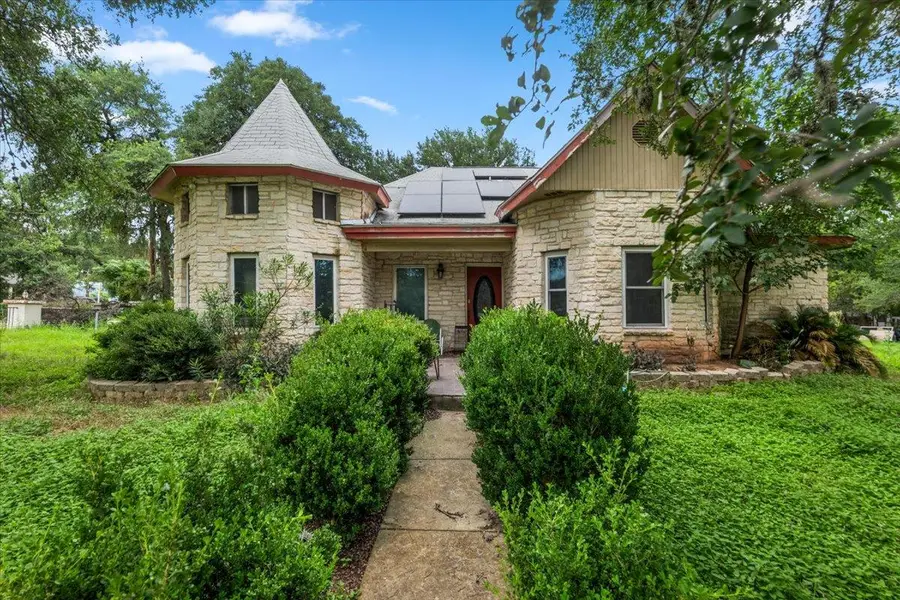 112 Rock Point Dr, Del Valle, TX 78617 - #2