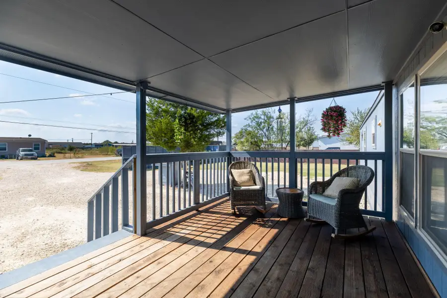 195 Gato Rd, Cedar Creek, TX 78612 - Image #3