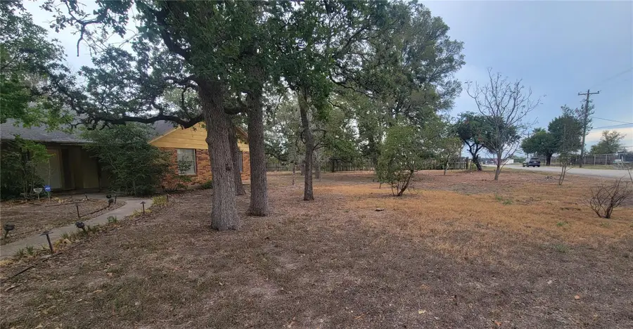 123 River Oaks Dr, Cedar Creek, TX 78612 - #2