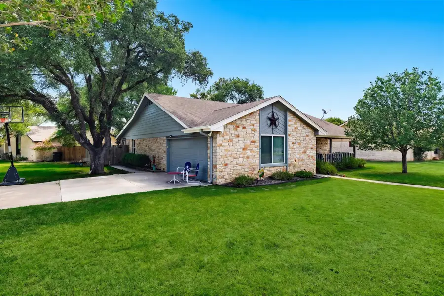 3423 Bluebonnet Trl, Georgetown, TX 78628 - #3