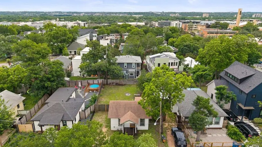 1909 College Row, Austin, TX 78702 - #3