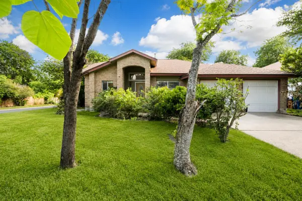 5611 Meadow Crst, Austin, TX 78744