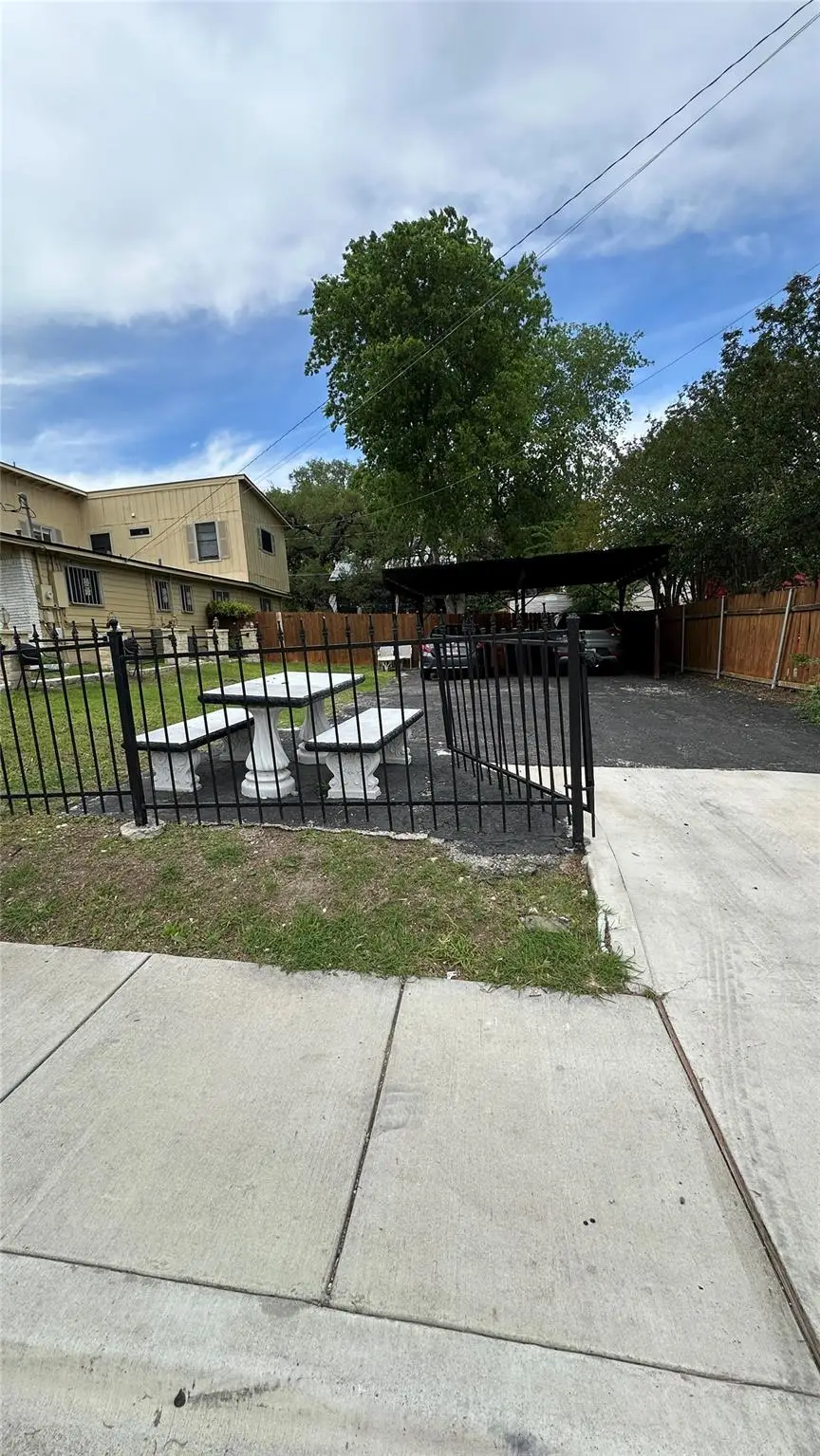 3116 E 12th St, Austin, TX 78702 - #1