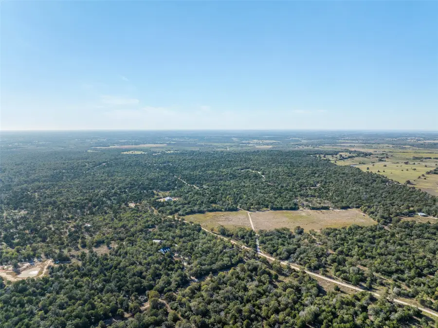 555 Altamira Ln, Dale, TX 78616 - Image #3