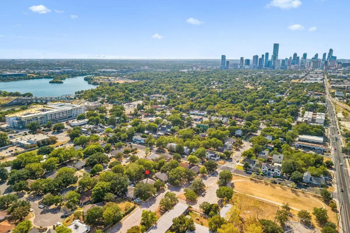 3007 E 4th St, Austin, TX 78702 - #1