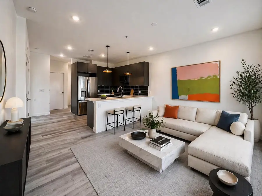 1309 Chicon St #401, Austin, TX 78702 - #3