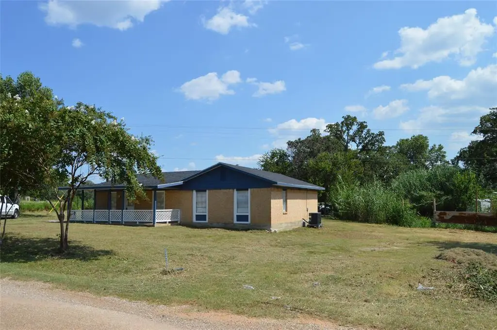 245 Flaming Oak Dr, Bastrop, TX 78602 - #1