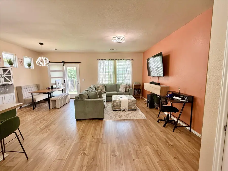 2711 Acopio Bnd #30, Austin, TX 78745 - #3