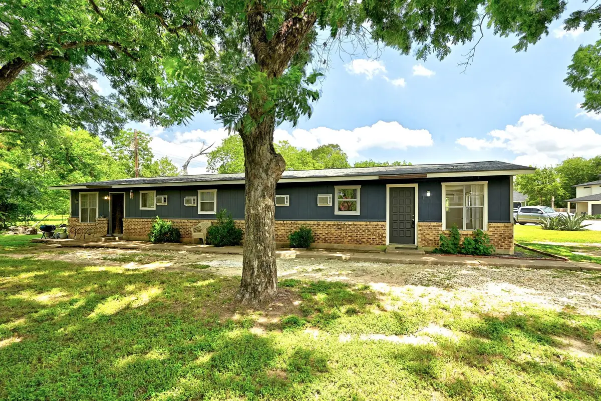 3604 Abbate Cir, Austin, TX 78721 - #1