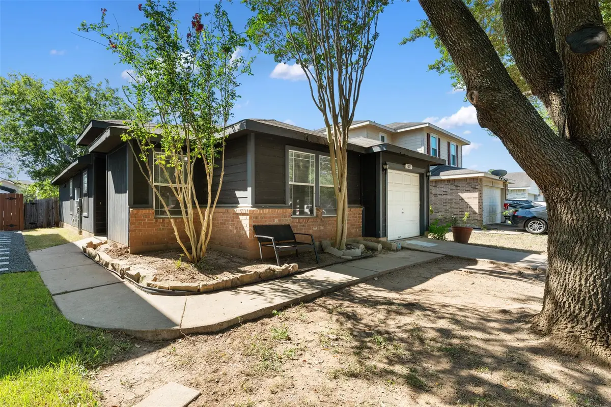 3213 Crownover St, Austin, TX 78725 - #1