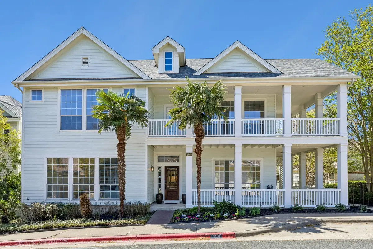 2800 Kinney Oaks Ct, Austin, TX 78704 - #1