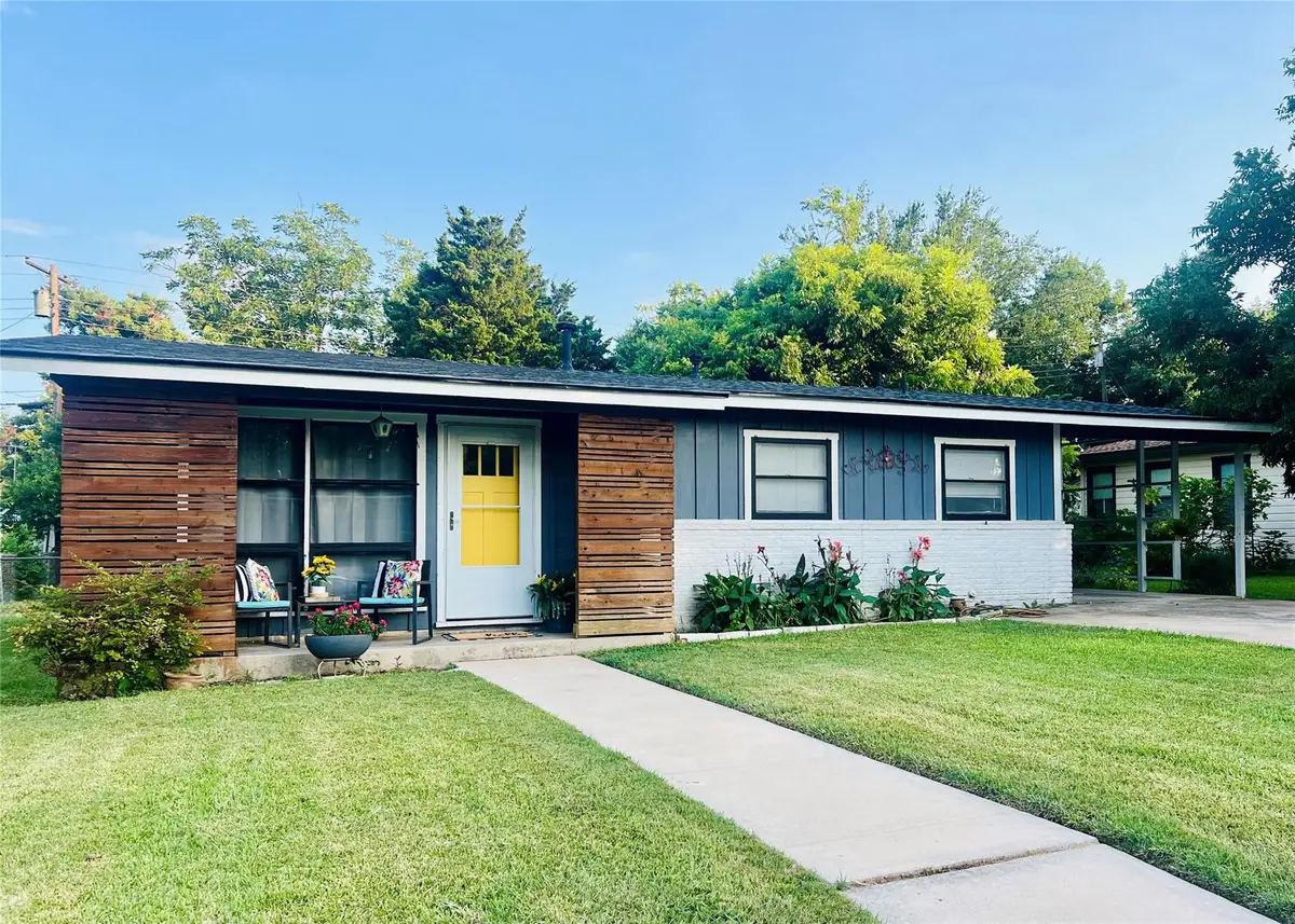 1003 Kirk St, Taylor, TX 76574 - #1