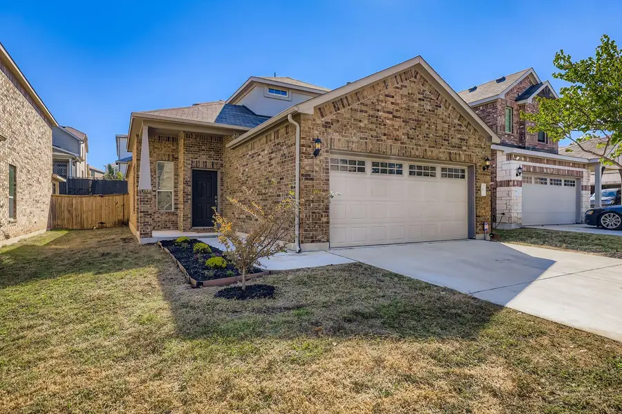 1050 Kenney Fort Xing #5, Round Rock, TX 78665 - Image #3