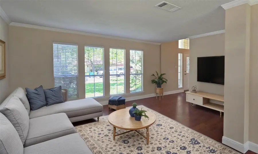 1814 Lobelia Dr, Cedar Park, TX 78613 - Image #2