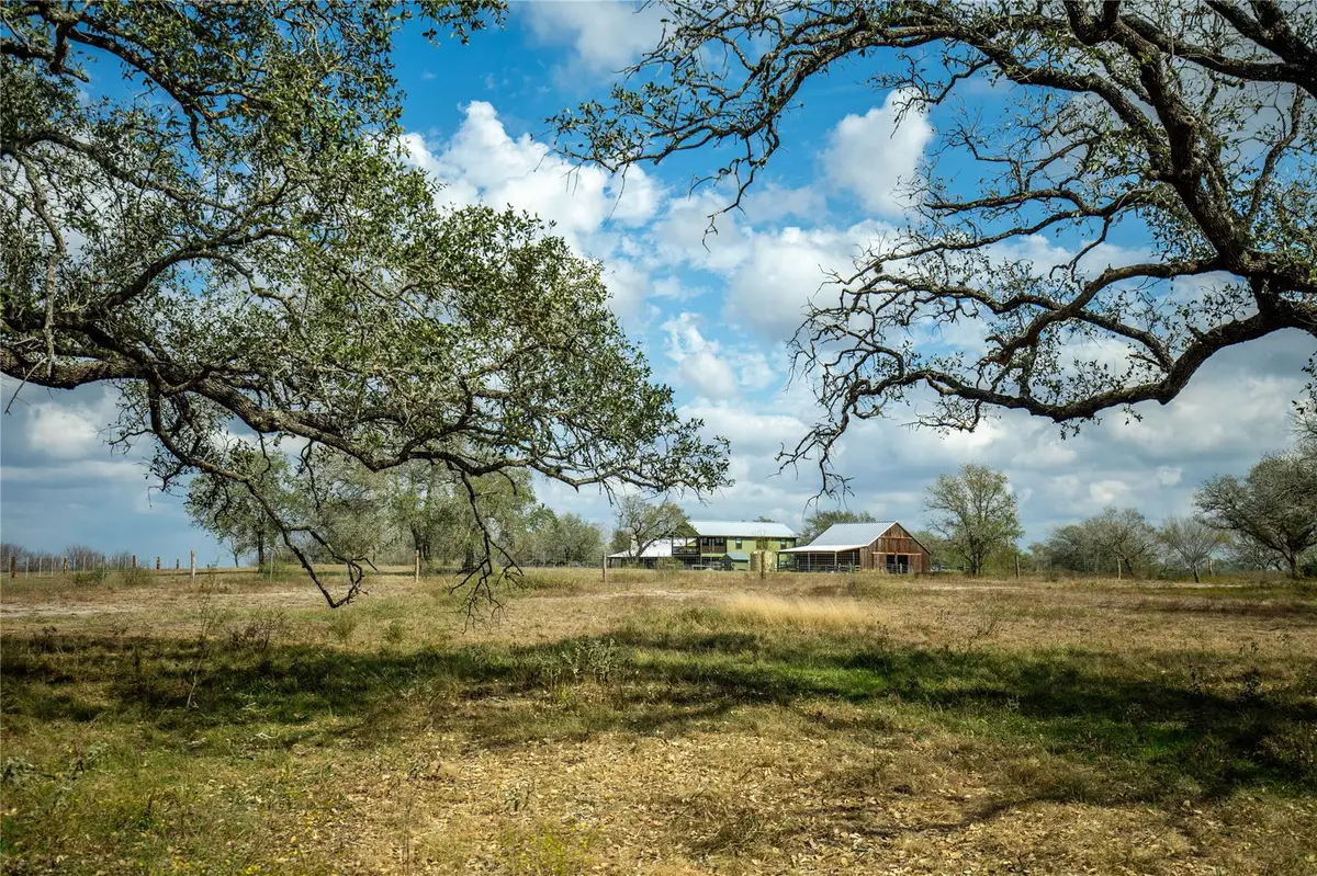 698 Hilbrich Rd, Westhoff, TX 77994 - #1