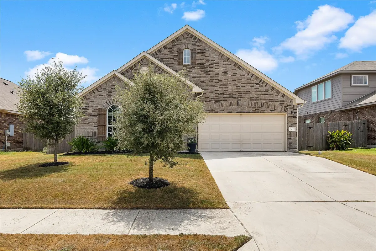 521 Hendelson Ln, Hutto, TX 78634 - #1