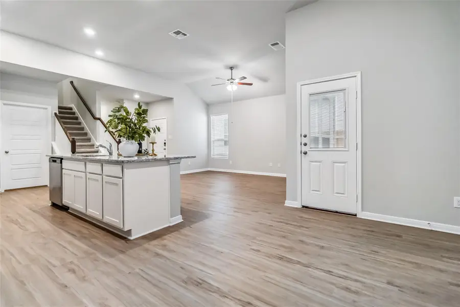 957 Staglin St, Buda, TX 78610 - #2