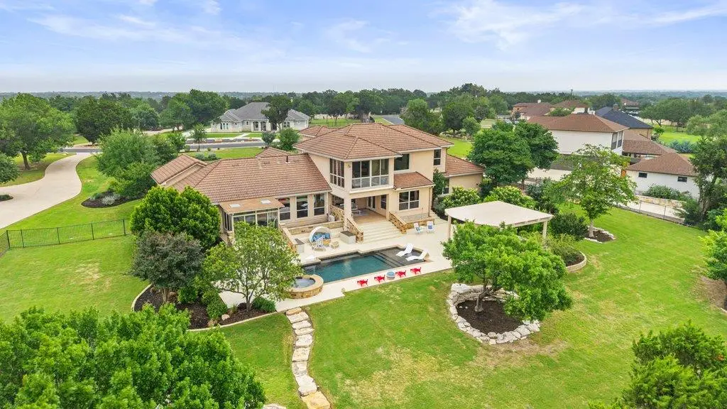 272 Whitney Woods Cir, Georgetown, TX 78633 - #1