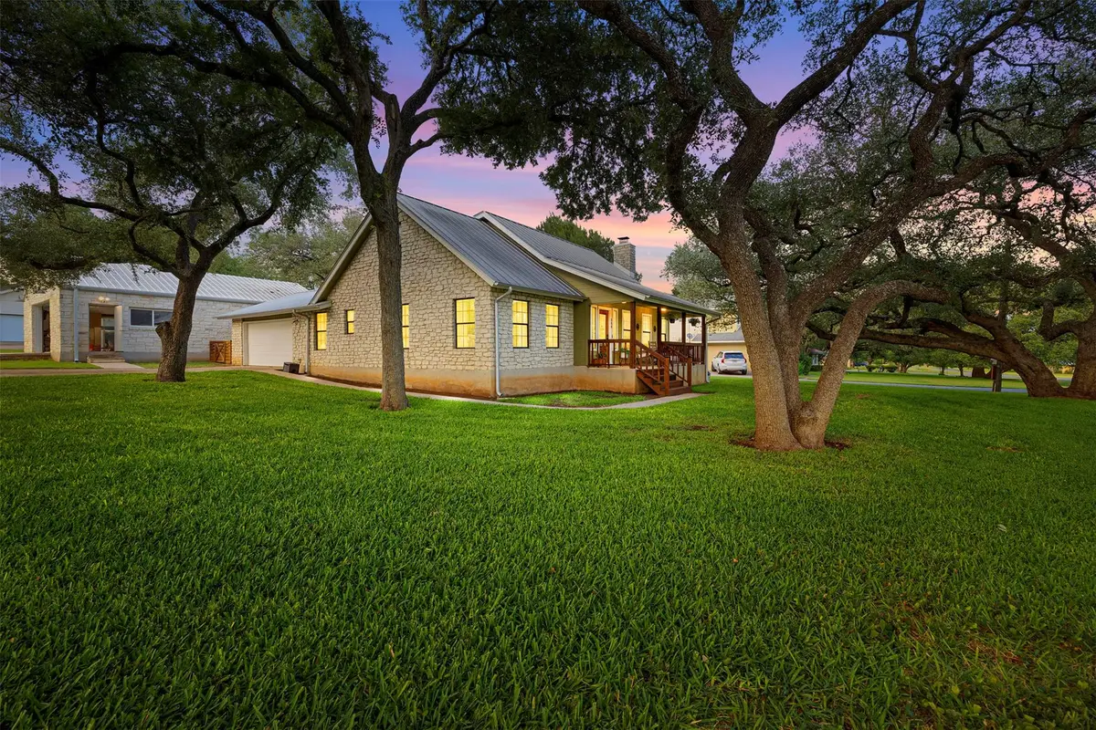208 Willet Dr, Buda, TX 78610 - #1