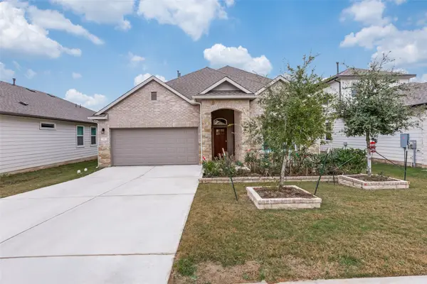 111 Rainmaker Cv, Bastrop, TX 78602