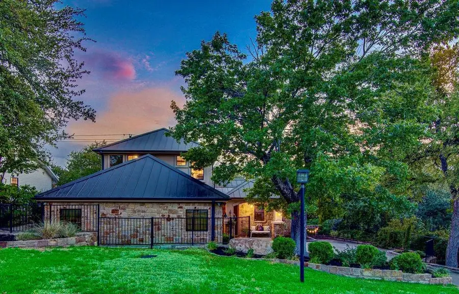 303 Rolling Green Dr, Lakeway, TX 78734 - #3