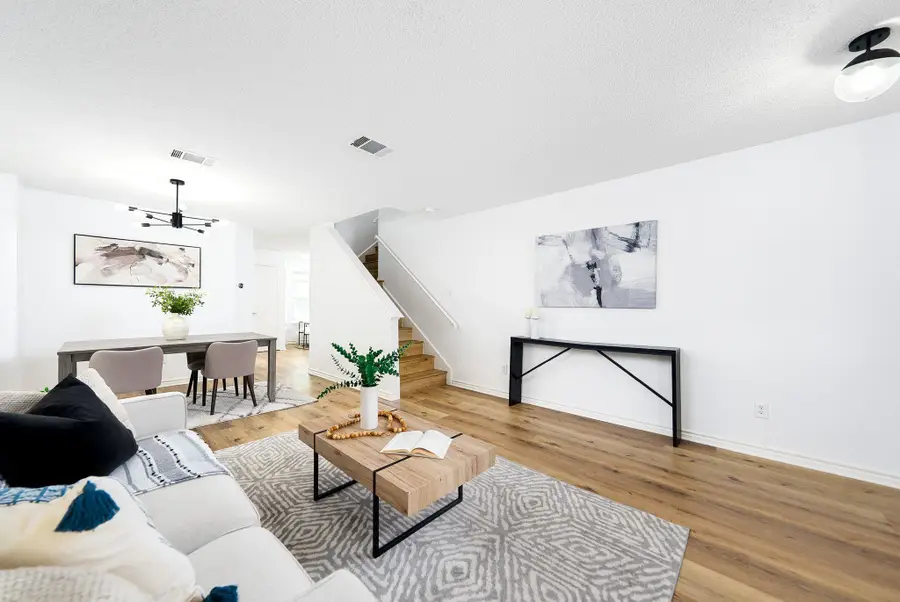 13208 Vendrell Dr, Austin, TX 78729 - #3