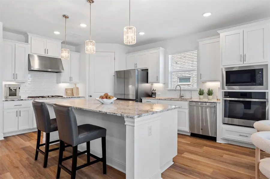 5713 Alamosa Clearing Dr, Lakeway, TX 78738 - Image #2