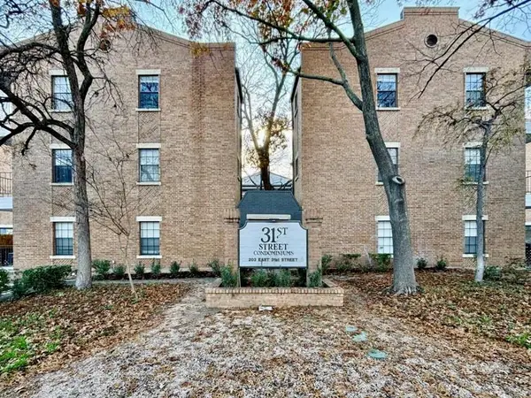 203 E 31st St #101, Austin, TX 78705