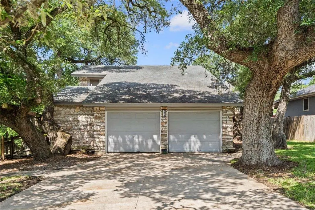 7229 S Brook Dr, Austin, TX 78736 - #1