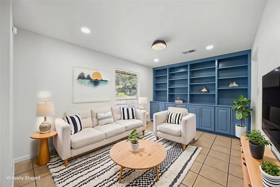 507 Heather Dr, Round Rock, TX 78664 - Image #3