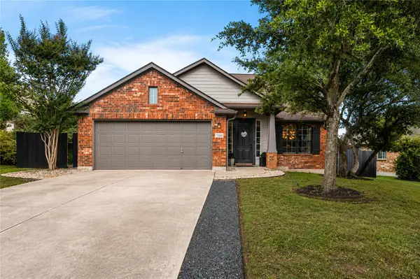 7713 Black Mountain Dr, Austin, TX 78736