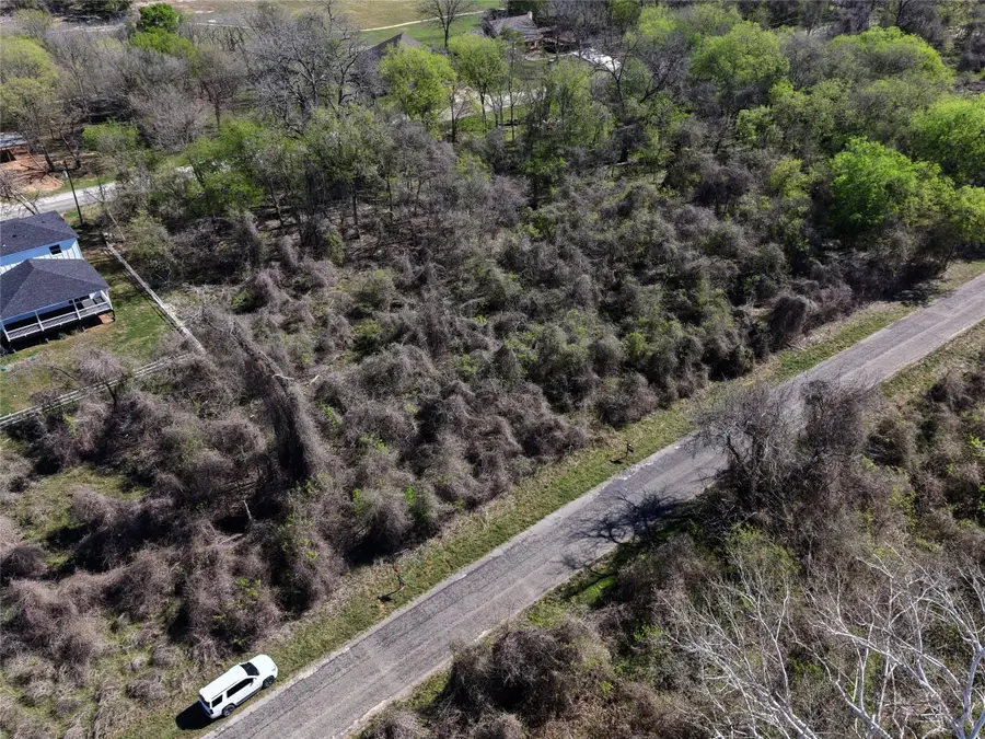 452 E Riverside Dr, Bastrop, TX 78602 - #3