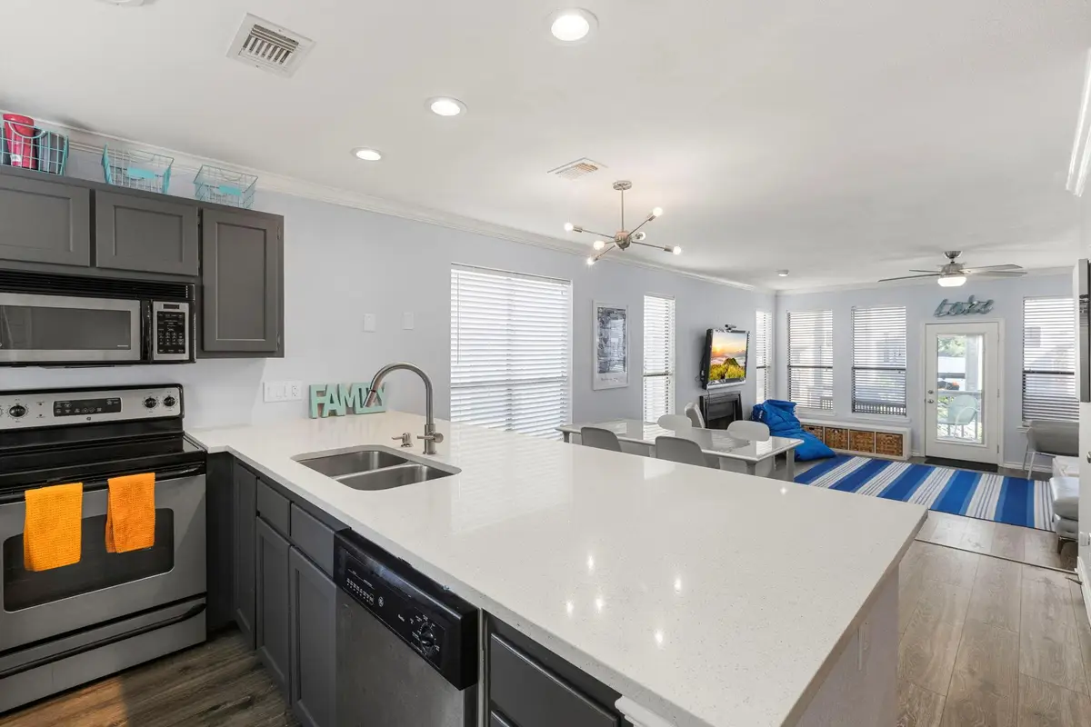 501 Reynolds St #23, Kingsland, TX 78639 - #1