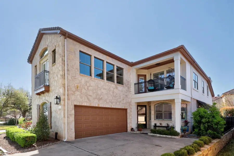 4 Hightrail Way, The Hills, TX 78738 - #2