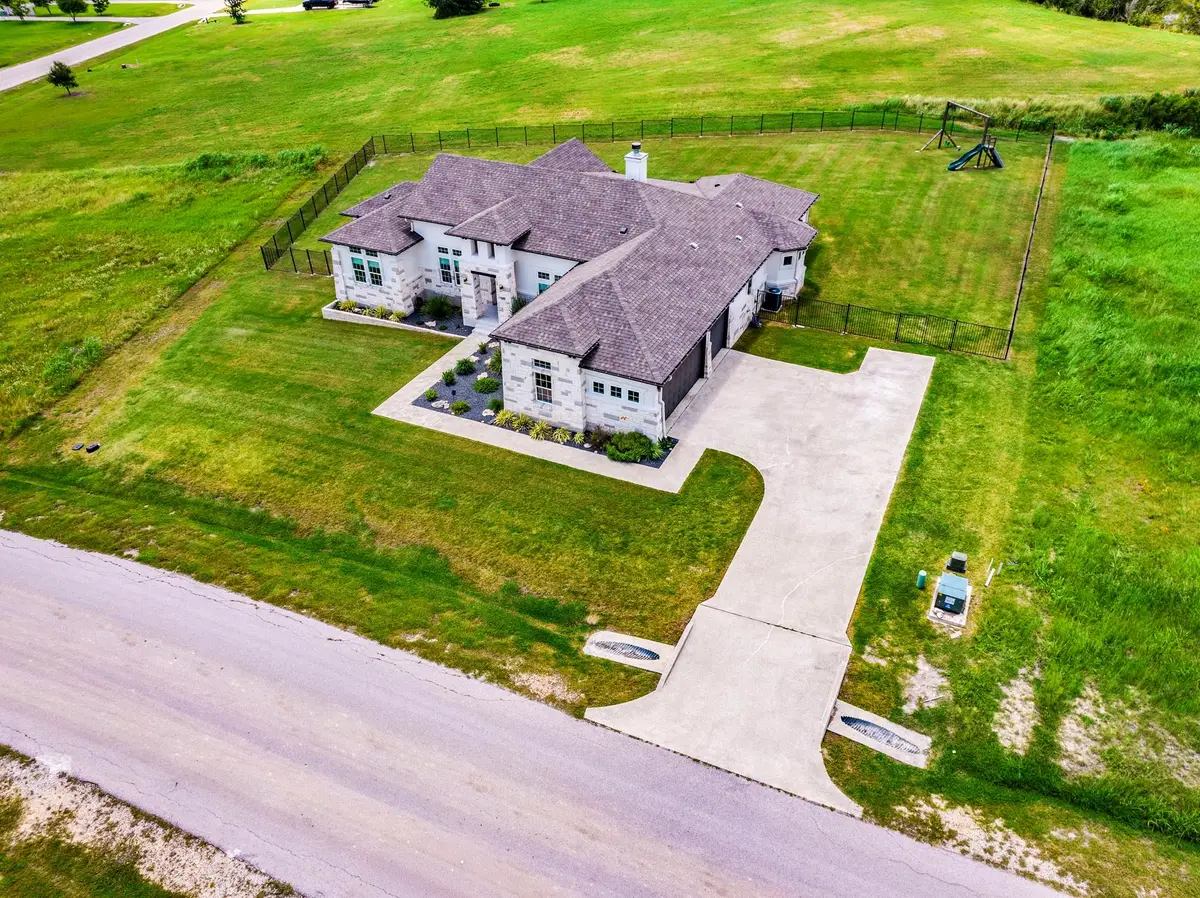 147 Hope St, Kyle, TX 78640 - #1